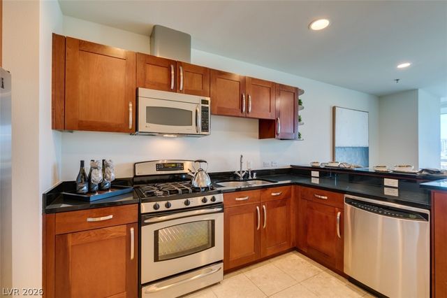 4525 Dean Martin Drive 904, Las Vegas, NV 89103