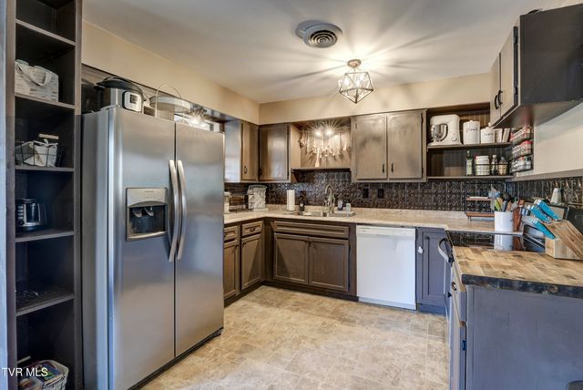 13 Runion Way, Greeneville, TN 37743