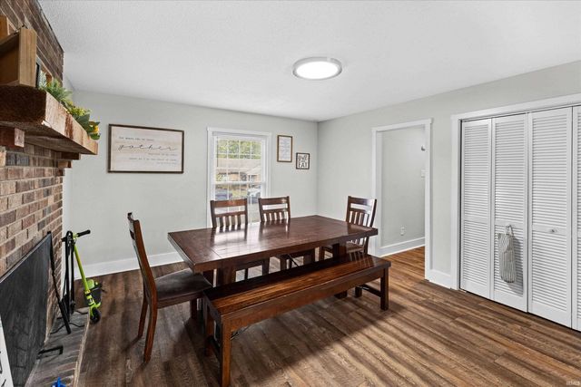 5266 Landview Drive, Newburgh, IN 47630