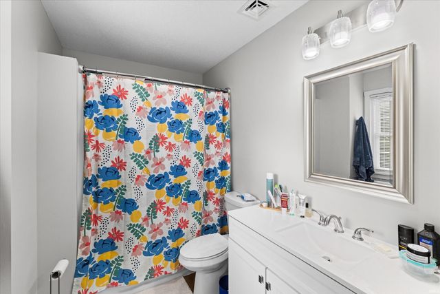 5266 Landview Drive, Newburgh, IN 47630