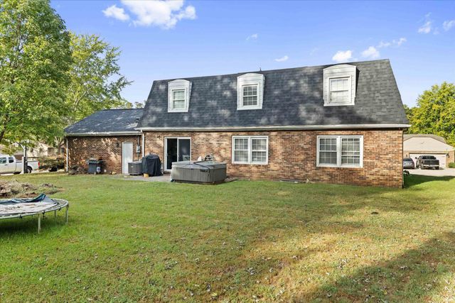 5266 Landview Drive, Newburgh, IN 47630