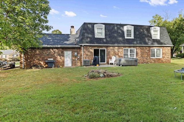 5266 Landview Drive, Newburgh, IN 47630