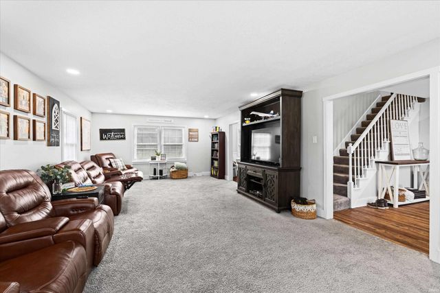 5266 Landview Drive, Newburgh, IN 47630