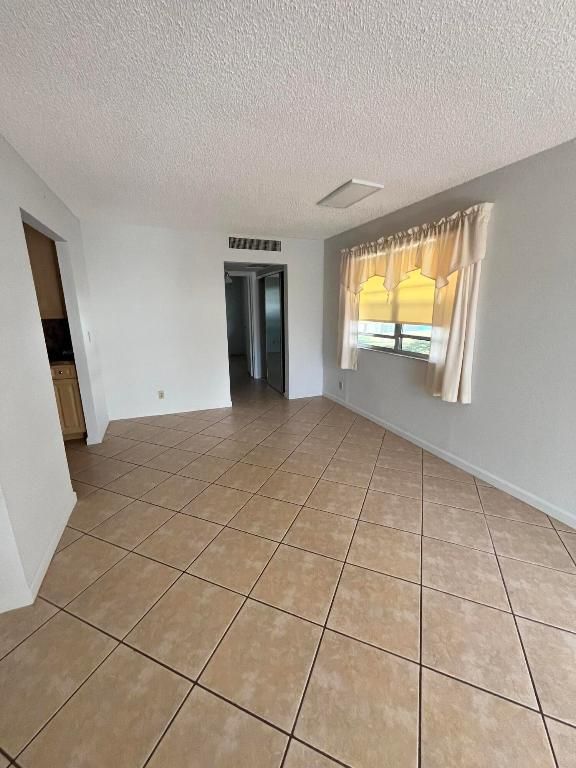 Image 11 of property listing at 206 Valencia I, Delray Beach, FL 33446