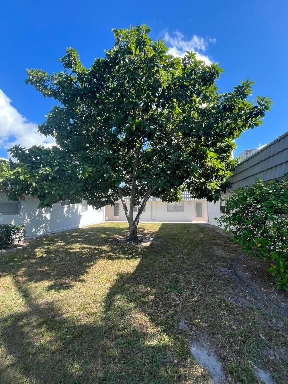 Image 22 of property listing at 206 Valencia I, Delray Beach, FL 33446
