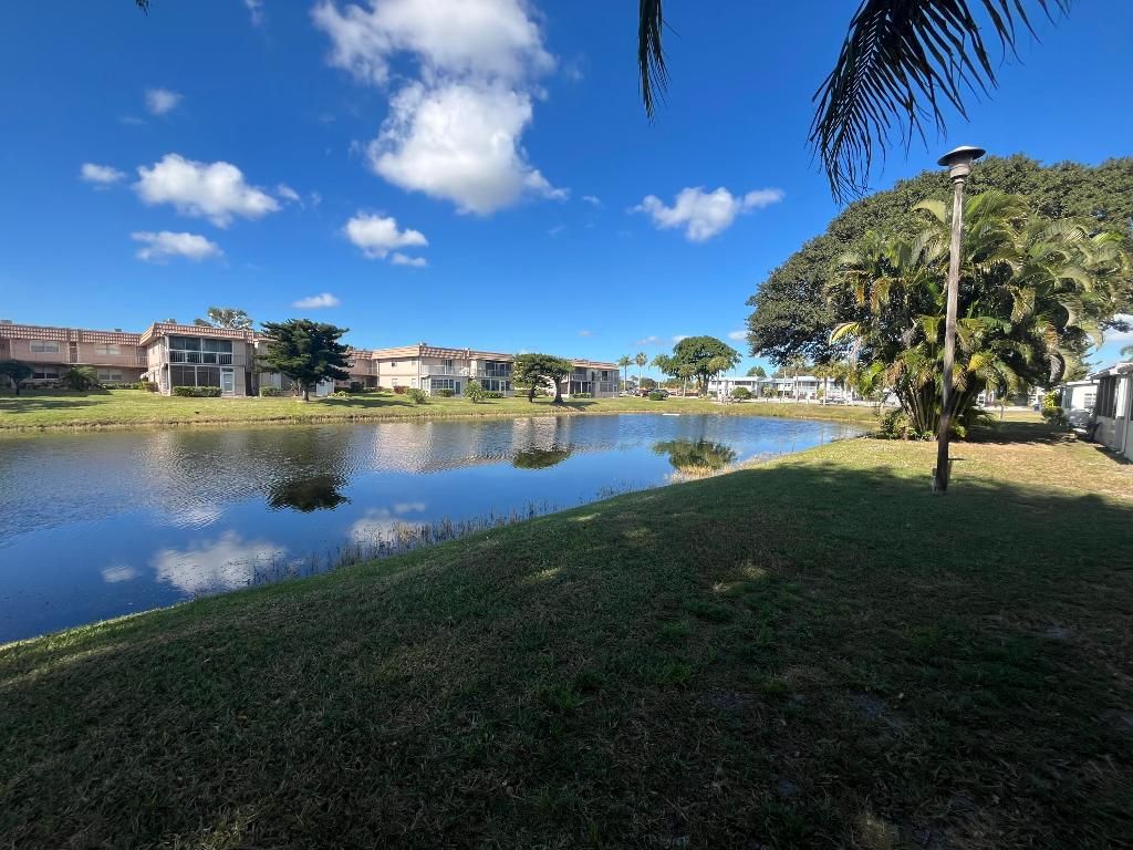 Image 3 of property listing at 206 Valencia I, Delray Beach, FL 33446