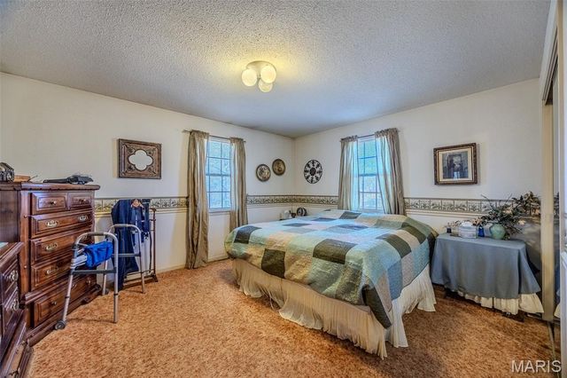 2893 State Road V, Linn Creek, MO 65052