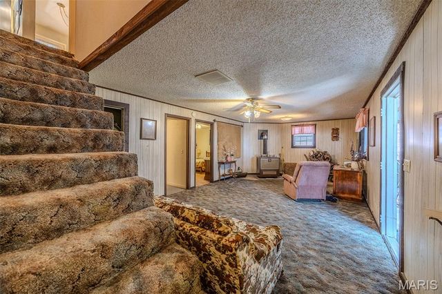 2893 State Road V, Linn Creek, MO 65052