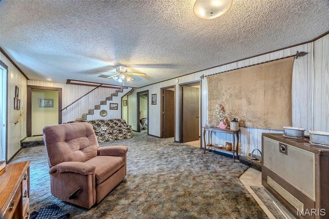 2893 State Road V, Linn Creek, MO 65052