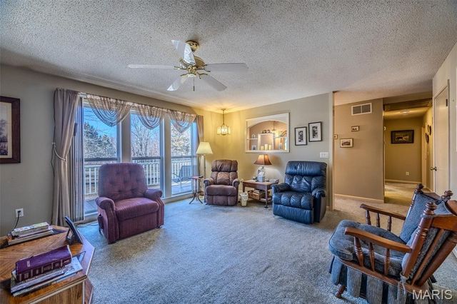 2893 State Road V, Linn Creek, MO 65052