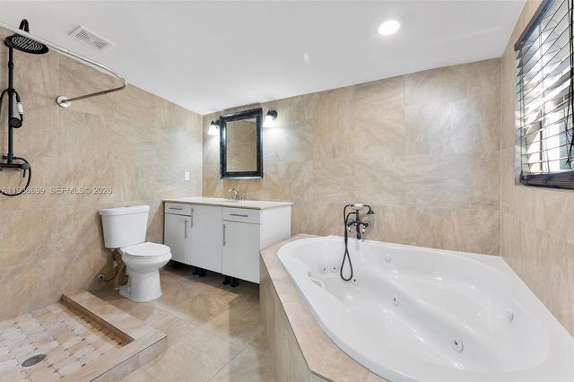 300 SW 11th Ct, Fort Lauderdale, FL 33315