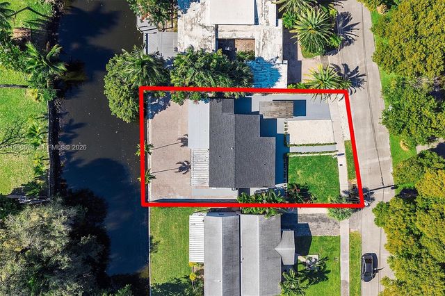 300 SW 11th Ct, Fort Lauderdale, FL 33315