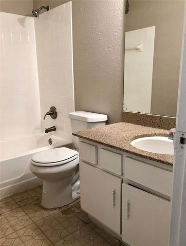 5625 Antoine Drive 1017, Houston, TX 77091