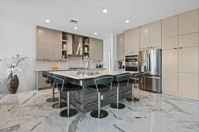 8599 Tower Bridge Court, Boca Raton, FL 33496