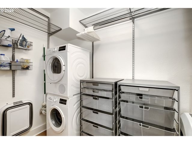 1829 Nw LOVEJOY St 103, Portland, OR 97209