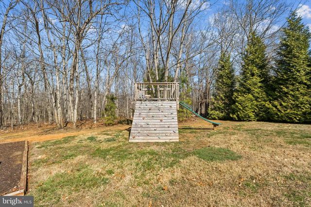 8174 BLACK WALNUT RUN RD, Rhoadesville, VA 22542