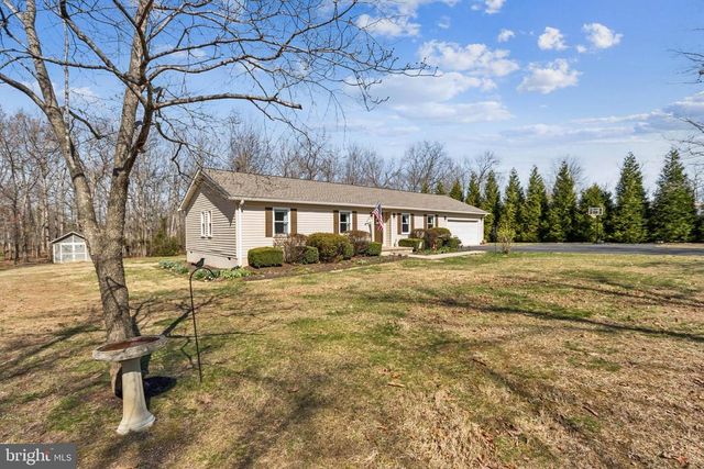 8174 BLACK WALNUT RUN RD, Rhoadesville, VA 22542