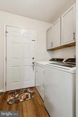 8174 BLACK WALNUT RUN RD, Rhoadesville, VA 22542