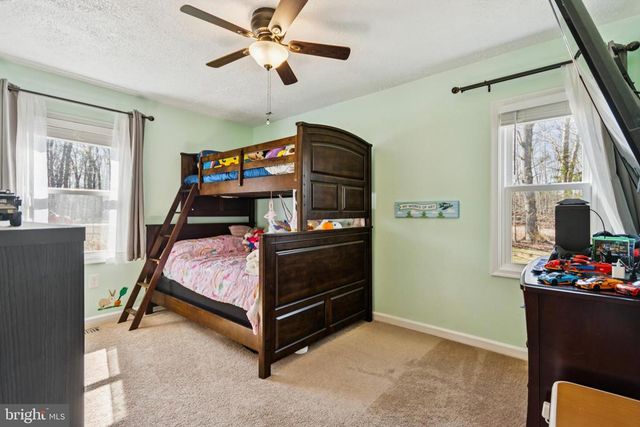 8174 BLACK WALNUT RUN RD, Rhoadesville, VA 22542