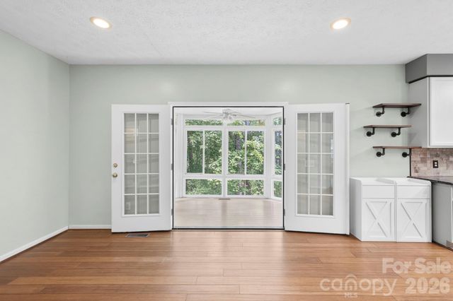 46 Michele Lane, Leicester, NC 28748