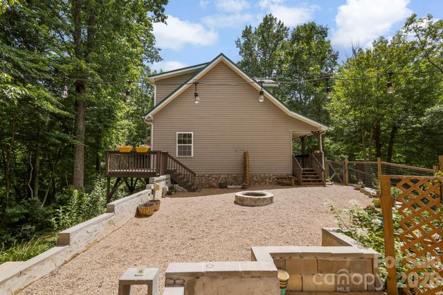 46 Michele Lane, Leicester, NC 28748