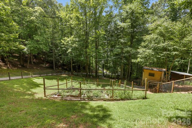 46 Michele Lane, Leicester, NC 28748