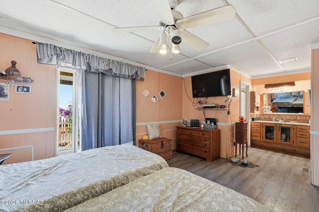 142 W Aliso Drive, Green Valley, AZ 85614