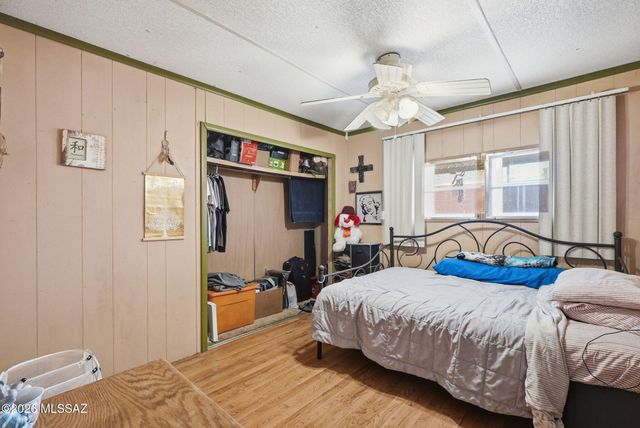 142 W Aliso Drive, Green Valley, AZ 85614