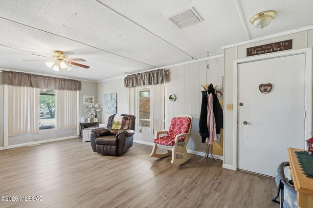 142 W Aliso Drive, Green Valley, AZ 85614