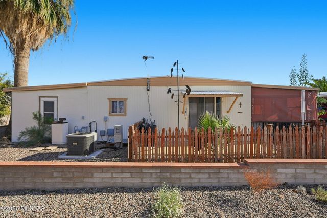 142 W Aliso Drive, Green Valley, AZ 85614