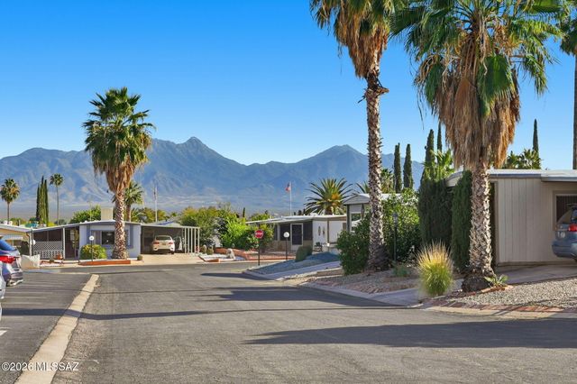 142 W Aliso Drive, Green Valley, AZ 85614