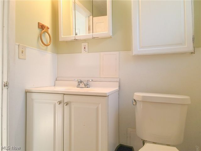 820 Peach Boulevard, Willoughby, OH 44094