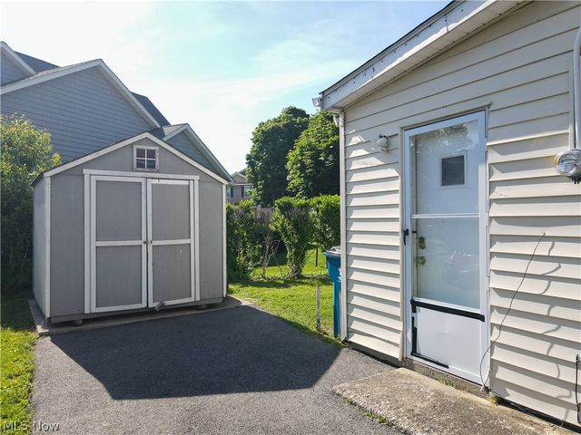 820 Peach Boulevard, Willoughby, OH 44094