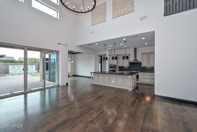 9769 W WIZARD Lane, Peoria, AZ 85383