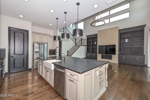 9769 W WIZARD Lane, Peoria, AZ 85383