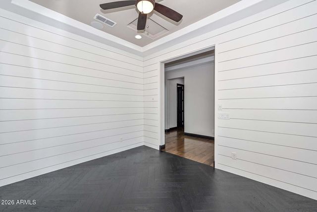 9769 W WIZARD Lane, Peoria, AZ 85383