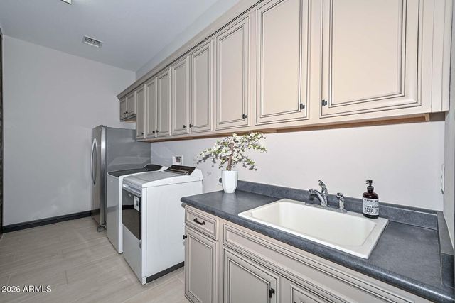 9769 W WIZARD Lane, Peoria, AZ 85383