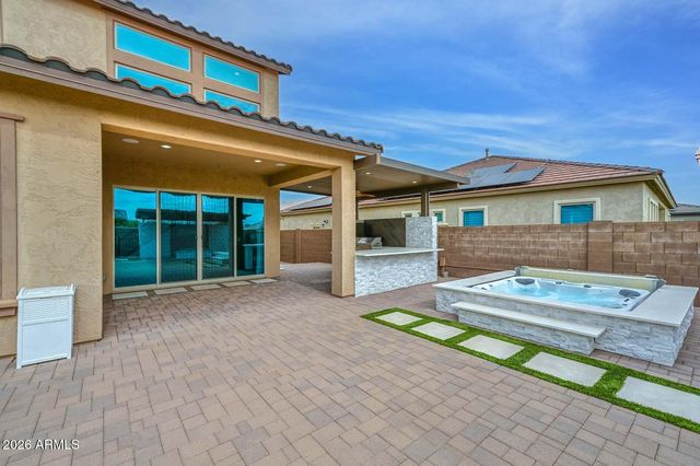 9769 W WIZARD Lane, Peoria, AZ 85383