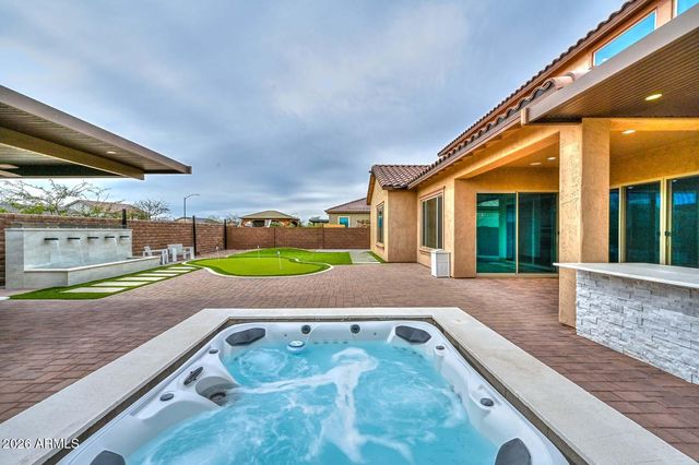 9769 W WIZARD Lane, Peoria, AZ 85383