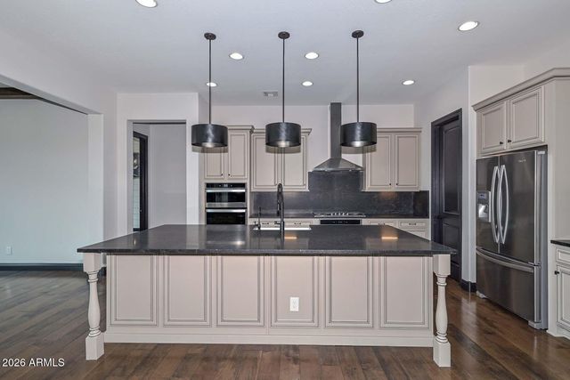 9769 W WIZARD Lane, Peoria, AZ 85383