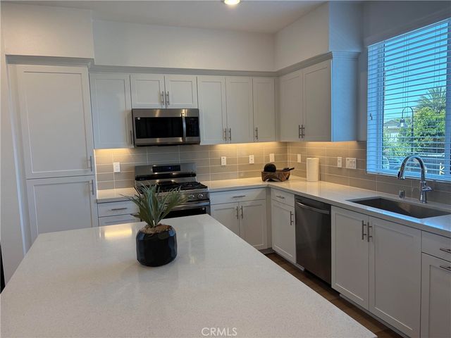 2211 W Orange Avenue 21, Anaheim, CA 92804