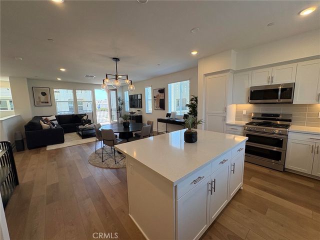 2211 W Orange Avenue 21, Anaheim, CA 92804