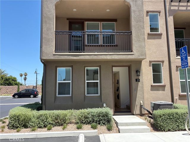 2211 W Orange Avenue 21, Anaheim, CA 92804