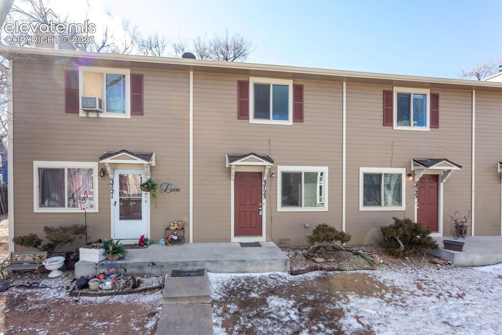 3733 Red Canon Place, Colorado Springs, CO 80904