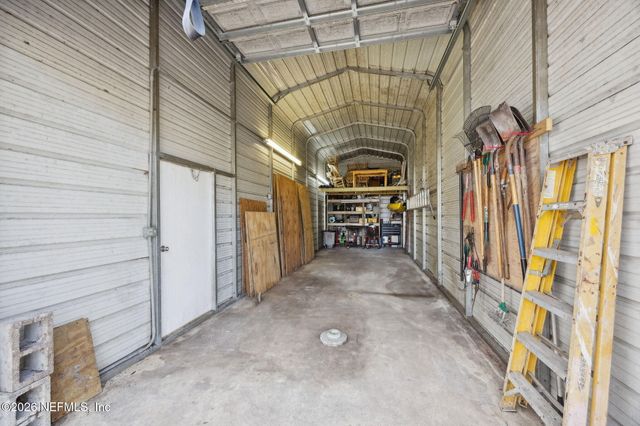 213 E CHAR Lane, Crescent City, FL 32112