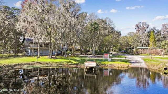 213 E CHAR Lane, Crescent City, FL 32112