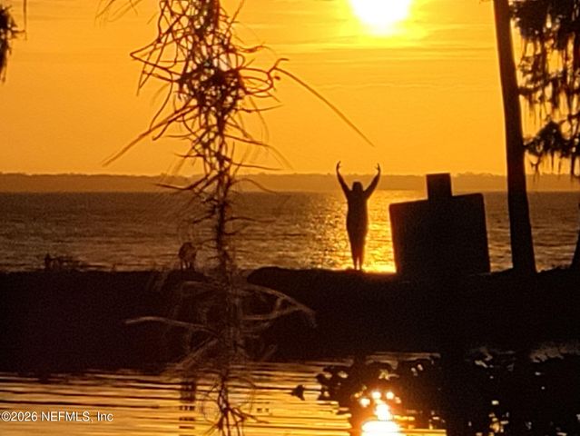 213 E CHAR Lane, Crescent City, FL 32112