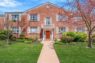 421 W Main Street 96A, Huntington, NY 11743