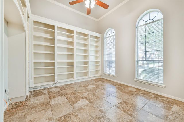 2621 Drift Wood Lane, Seabrook, TX 77586