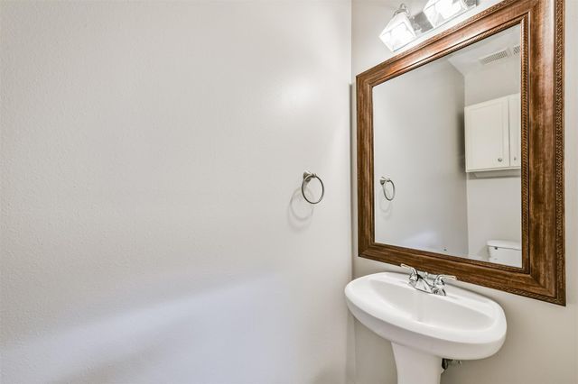 2621 Drift Wood Lane, Seabrook, TX 77586